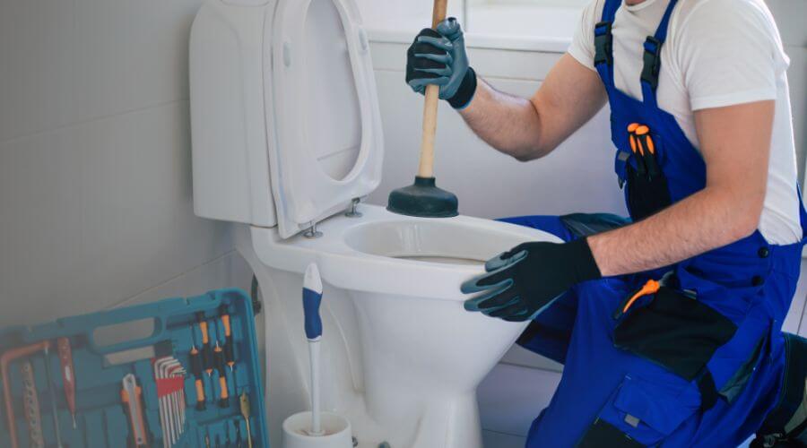 Professional expert plumbing services in Renault, IL